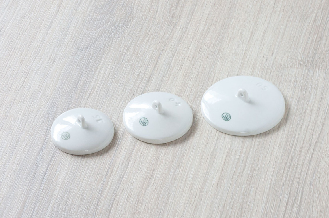 porc. víčko na kelímek spalovací D50, vnitřní pr. 54 mm